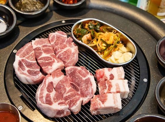 돼지고기 목살 칼로리, 영양성분, 단백질, 효능, 다이어트, 지방